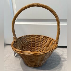 Pottery Barn Kids Natural Sabrina Easter Basket
